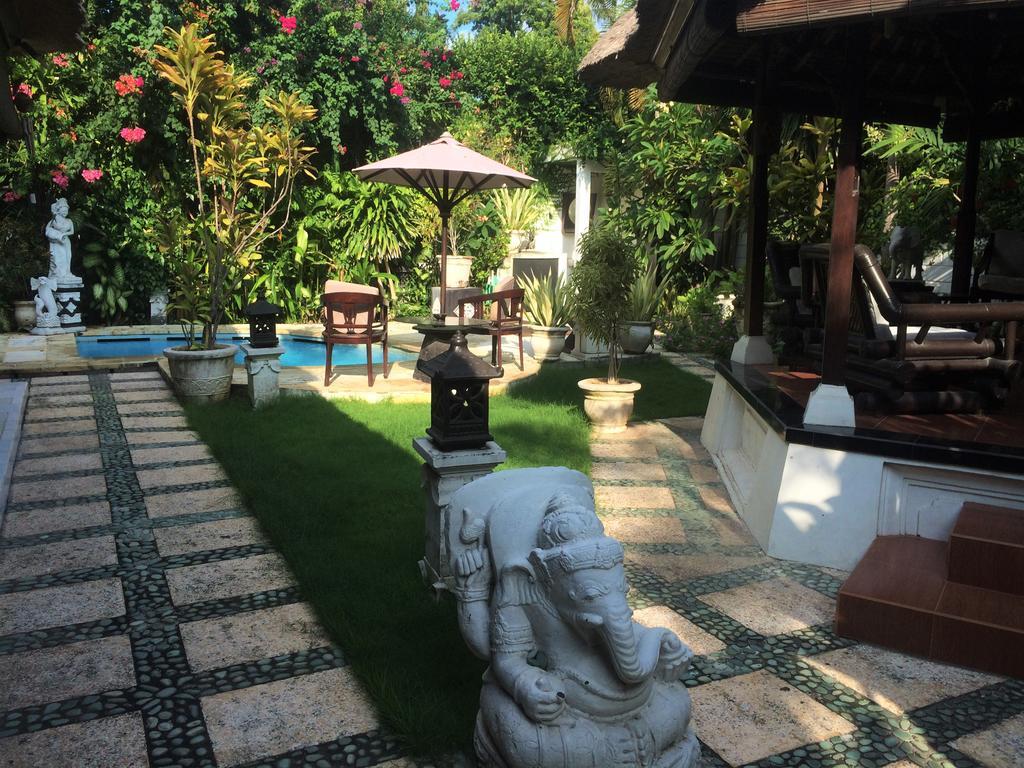 วิลลา ฤทธี Villa เซมินยัค ภายนอก รูปภาพ